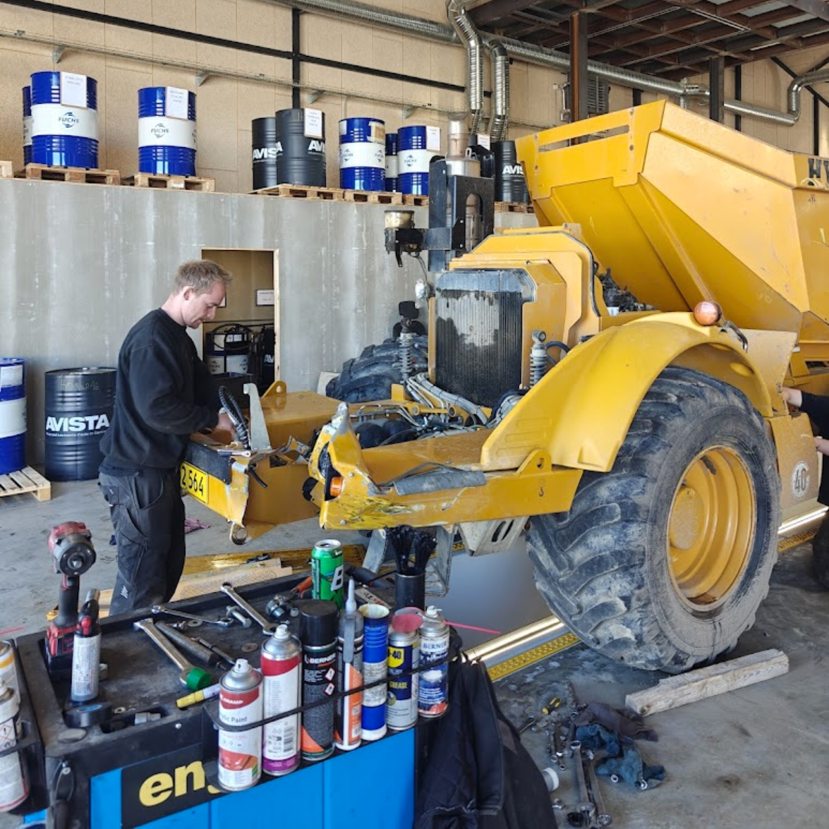 Kølkær værksted Aps Kølkær værksted Aps service og reparation af biler, varevogne, entreprenørmaskiner, landbrugsmaskiner og meget mere